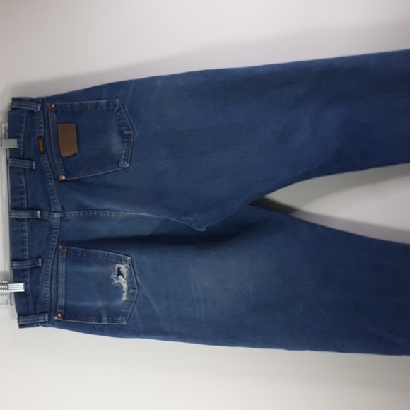 Wrangler Destroyed, Faded, Destressed 13MWZPW Cowboy Cut Men's 36x34 - Picture 11 of 16